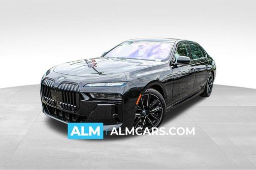 Black Sapphire Metallic 2023 BMW 740 i