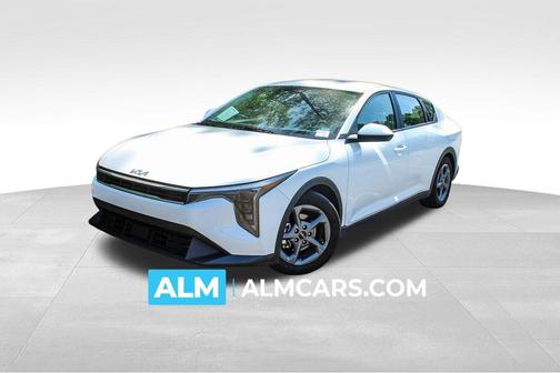 Snow White Pearl 2025 Kia K4