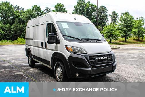 Bright White Clearcoat 2025 RAM ProMaster 2500 High Roof