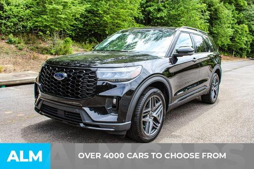 Black Metallic 2025 Ford Explorer ST-Line