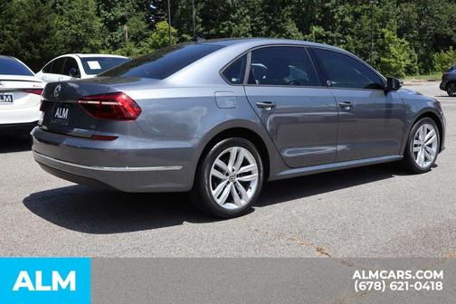 2019 Volkswagen Passat 2.0T Wolfsburg
