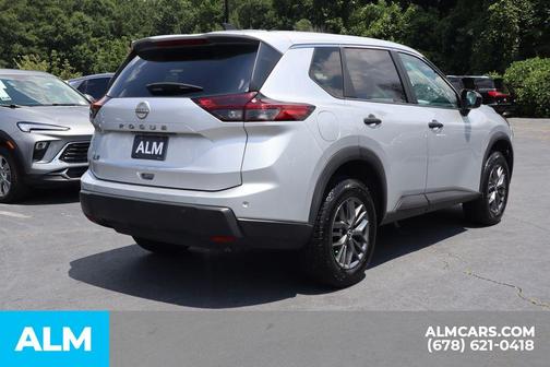 Brilliant Silver Metallic 2024 Nissan Rogue S