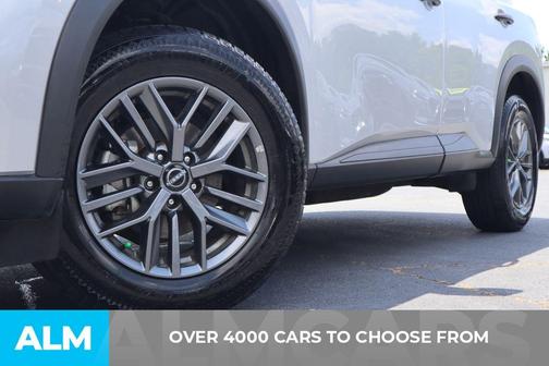 Brilliant Silver Metallic 2024 Nissan Rogue S
