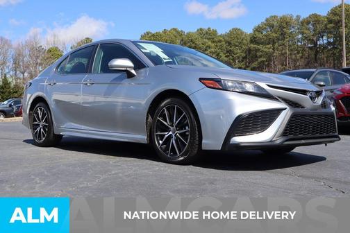 2023 Toyota Camry SE
