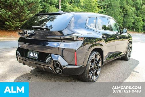 Carbon Black Metallic 2023 BMW XM Base
