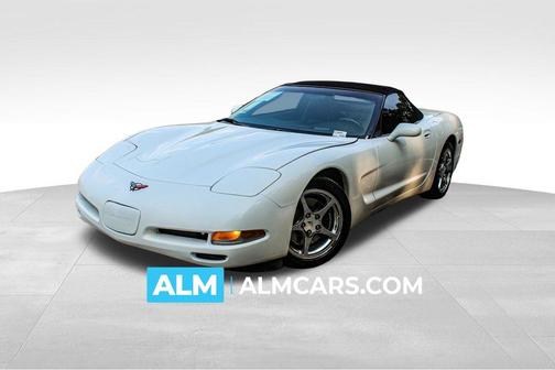 Arctic White 2004 Chevrolet Corvette Base