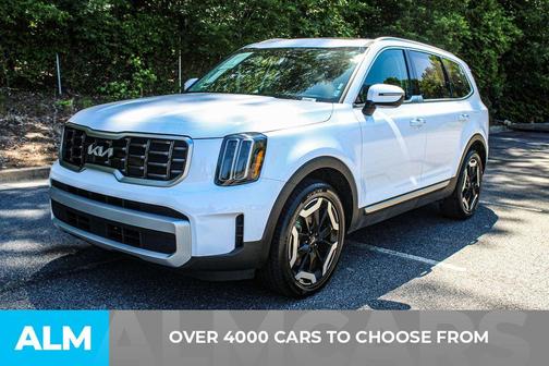 Glacial White Pearl 2025 Kia Telluride S