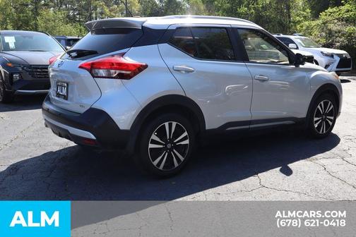 2020 Nissan Kicks SR