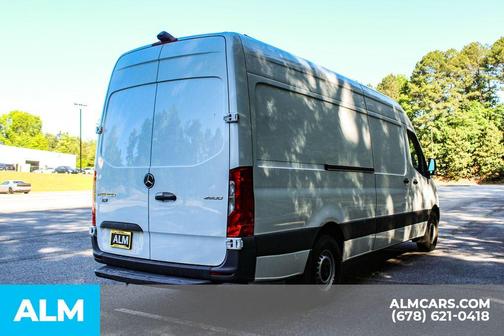 White 2023 Mercedes-Benz Sprinter 2500 170 WB