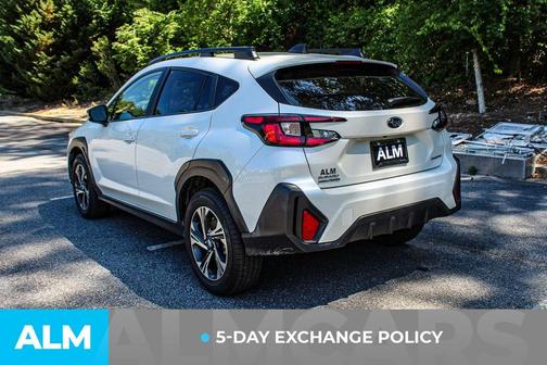 Crystal White Pearl 2025 Subaru Crosstrek Premium