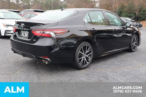 2022 Toyota Camry SE