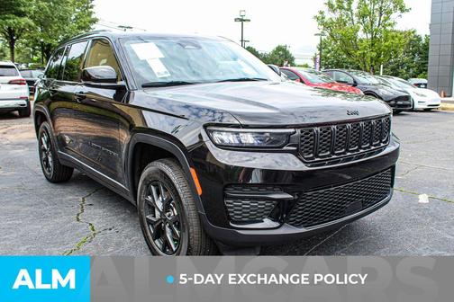 Diamond Black 2025 Jeep Grand Cherokee Laredo
