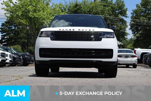 2024 Land Rover Range Rover P530 SE
