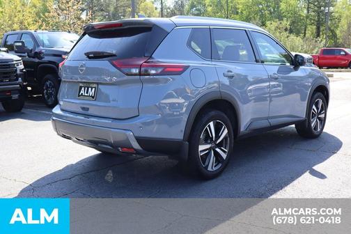 2024 Nissan Rogue SL