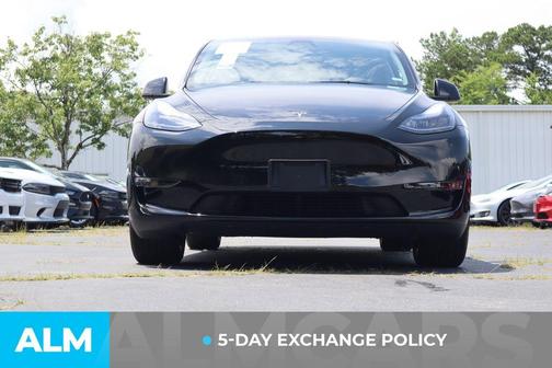 2025 Tesla Model Y Long Range