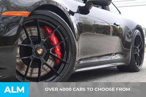 2025 Porsche 911 Carrera 4 GTS