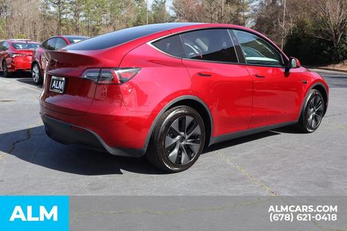 2025 Tesla Model Y Long Range