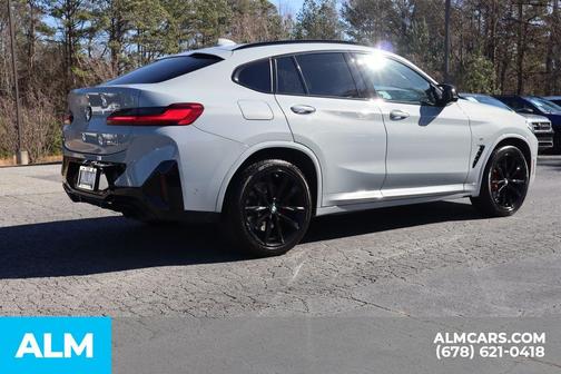 2024 BMW X4 M40i