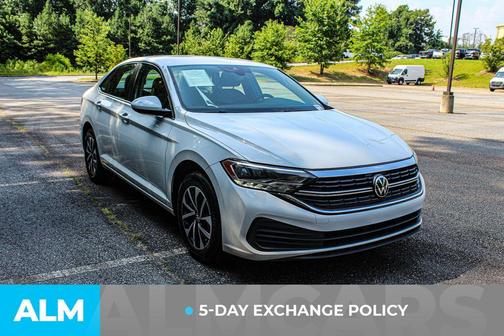 Pure White 2024 Volkswagen Jetta 1.5T S