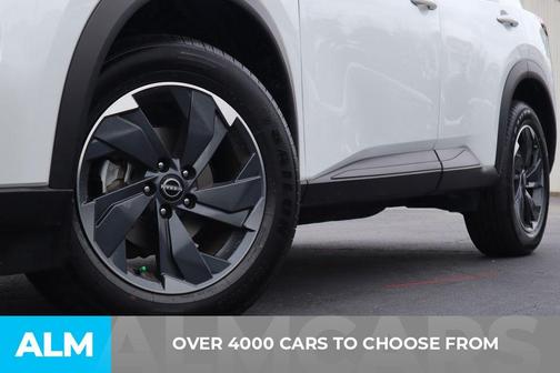 2025 Nissan Rogue SV