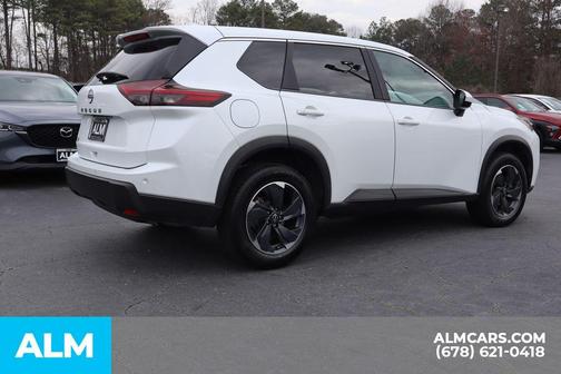 2025 Nissan Rogue SV