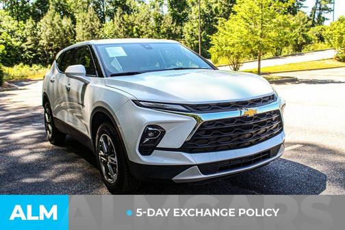 Summit White 2025 Chevrolet Blazer LT