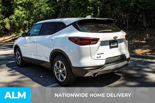 Summit White 2025 Chevrolet Blazer LT