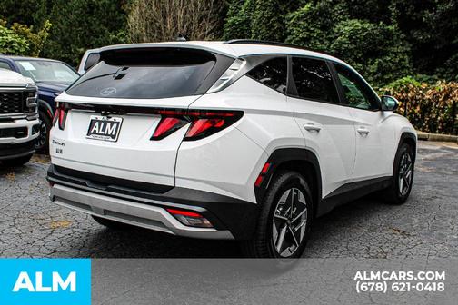 White Pearl 2025 Hyundai TUCSON SEL