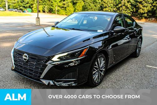 Super Black Clearcoat 2025 Nissan Altima SV