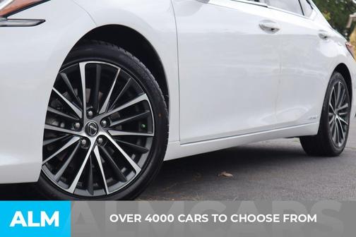 2022 Lexus ES 300h 300H