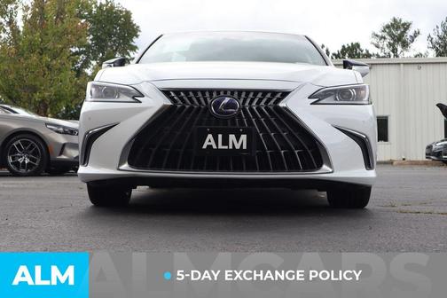 2022 Lexus ES 300h 300H