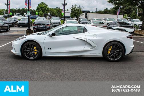 Arctic White 2024 Chevrolet Corvette Stingray w/1LT