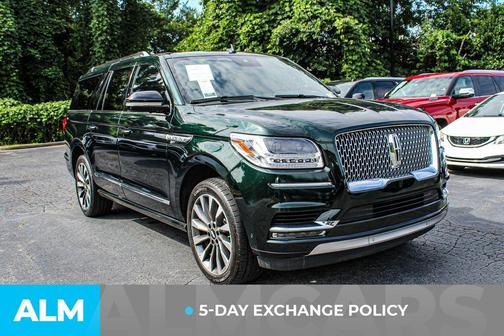 Green 2021 Lincoln Navigator L Reserve