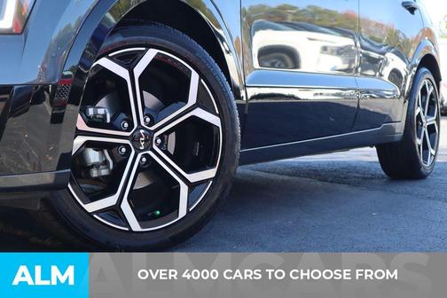 2023 Kia Niro Plug-In Hybrid SX Touring