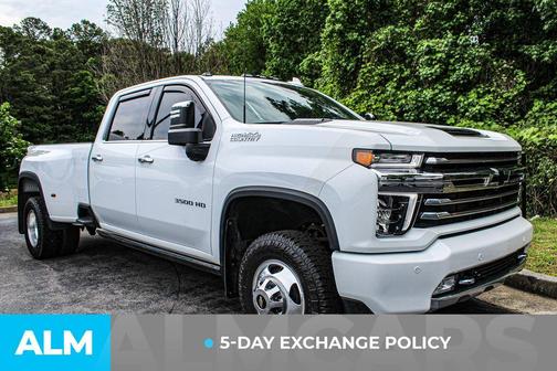 Summit White 2022 Chevrolet Silverado 3500 High Country