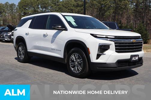 2025 Chevrolet Traverse LT