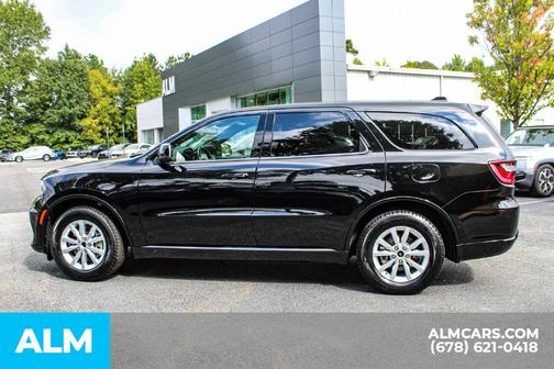 DB Black Crystal Clearcoat 2025 Dodge Durango GT