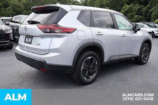 Brilliant Silver Metallic 2024 Nissan Rogue SV