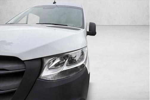 2024 Mercedes-Benz Sprinter 3500 144 WB Standard Roof Cargo