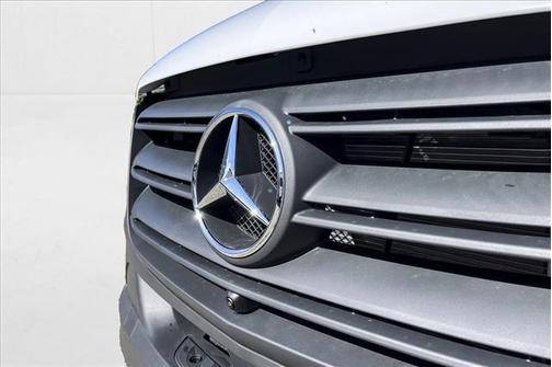 2025 Mercedes-Benz Sprinter 2500 Standard Roof