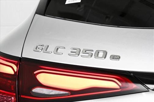2025 Mercedes-Benz GLC 350e Base 4MATIC