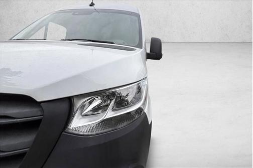 2024 Mercedes-Benz Sprinter 3500 144 WB Standard Roof Cargo