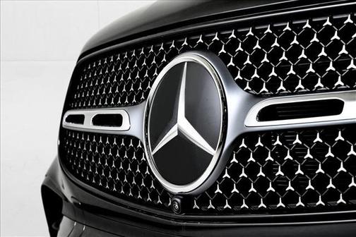 2025 Mercedes-Benz GLC 350e Base 4MATIC