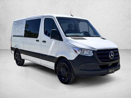 Arctic White 2026 Mercedes-Benz Sprinter 2500