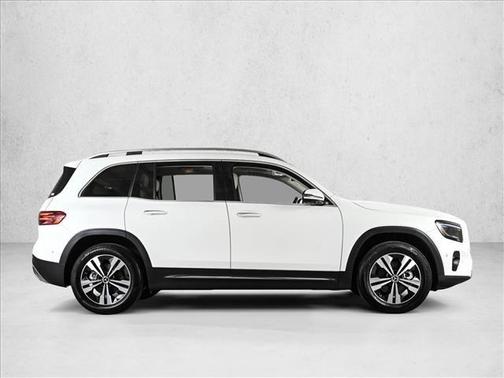 Polar White 2026 Mercedes-Benz GLB 250 Base 4MATIC