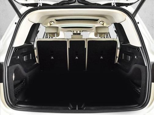 Polar White 2026 Mercedes-Benz GLB 250 Base 4MATIC