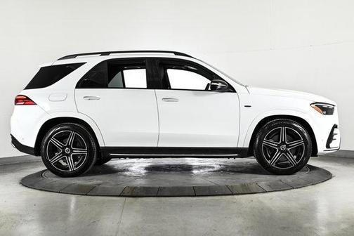 2025 Mercedes-Benz GLE 450e 4MATIC