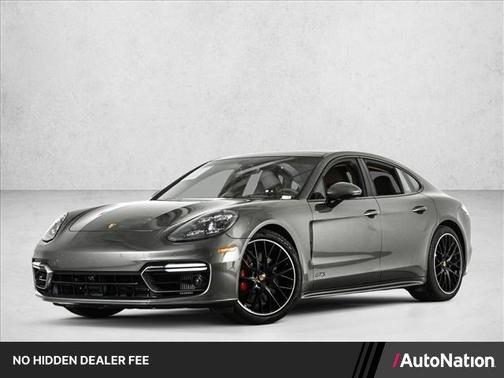 Aventurine Green Metallic 2023 Porsche Panamera GTS