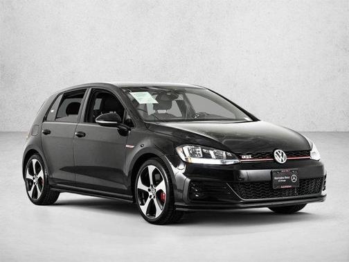 Deep Black Pearl Effect 2019 Volkswagen Golf GTI 2.0T S