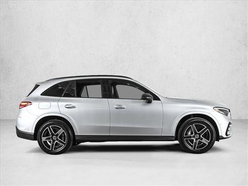 2025 Mercedes-Benz GLC 300 Base 4MATIC